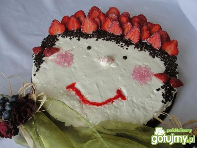 Torcik ala  czerwony kapturek  Torcik ala  czerwony kapturek