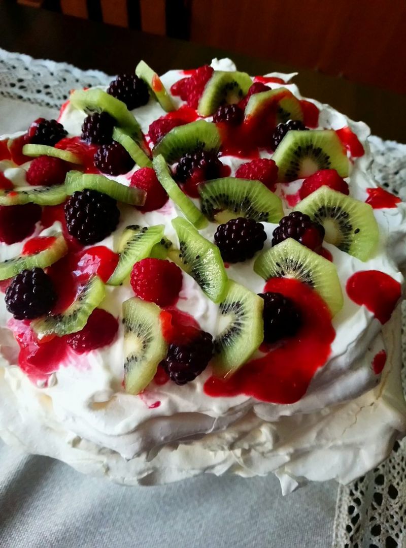 Torcik bezowy Torcik bezowy