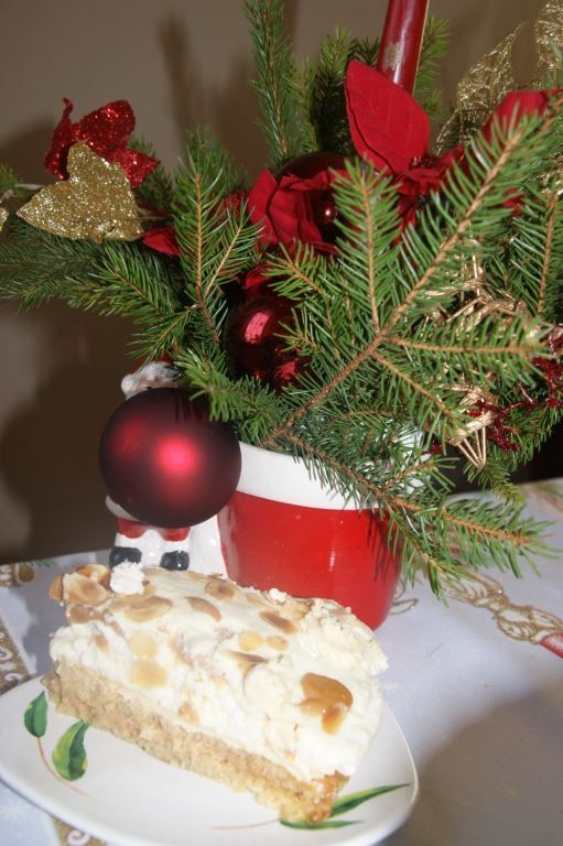 Torcik biszkopt-beza-karmel i krem na likierze Torcik biszkopt-beza-karmel i krem na likierze