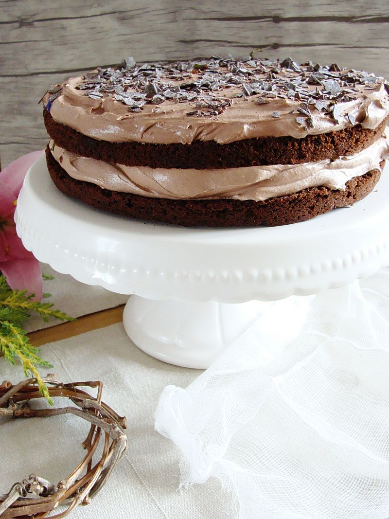 Torcik buraczany z kremem maślanym