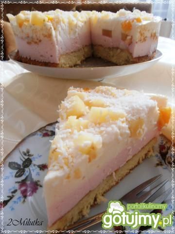 Torcik cytrusowy z delikatną pianką