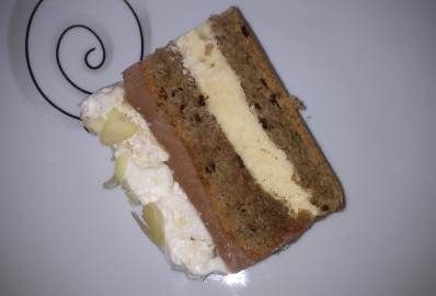 Torcik czekoladowo - chałwowo - kawowy