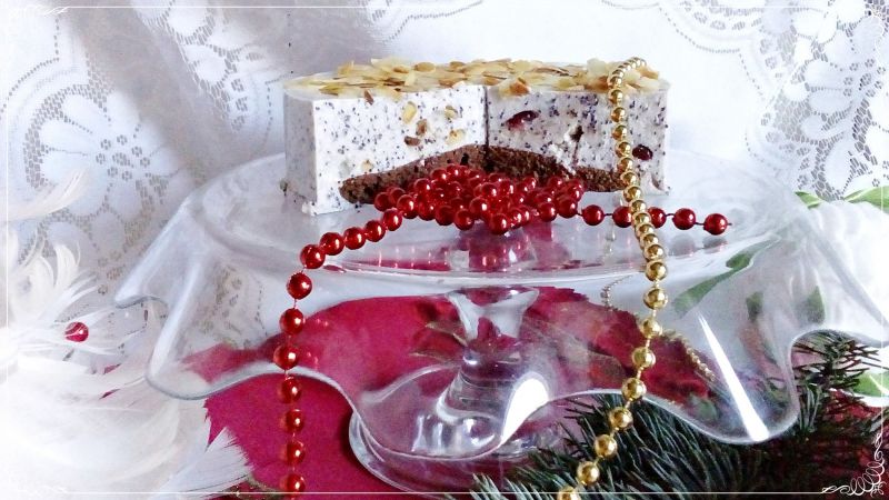 Torcik makowo-serowy na zimno