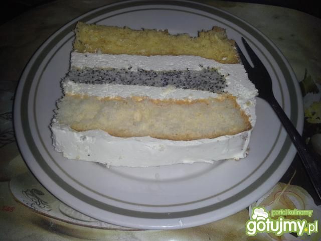 Torcik makowo śmietankowy