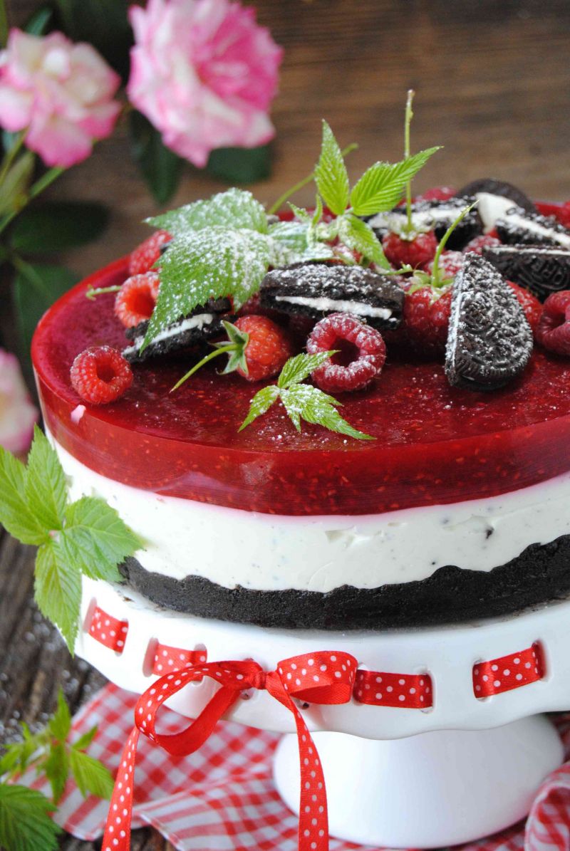 Torcik malinowe oreo Torcik malinowe oreo