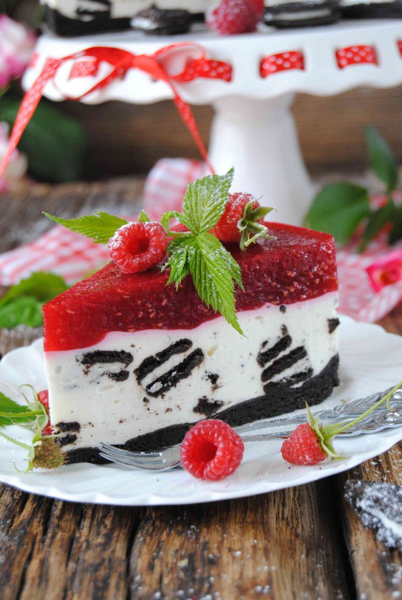 Torcik malinowe oreo Torcik malinowe oreo