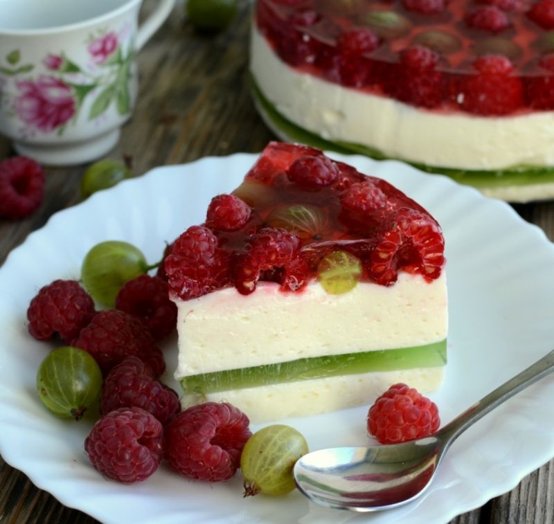 Torcik malinowo-agrestowy Torcik malinowo-agrestowy