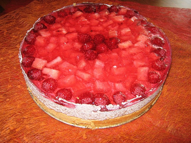 Torcik malinowo-arbuzowy