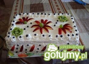 Torcik mocno kremowy