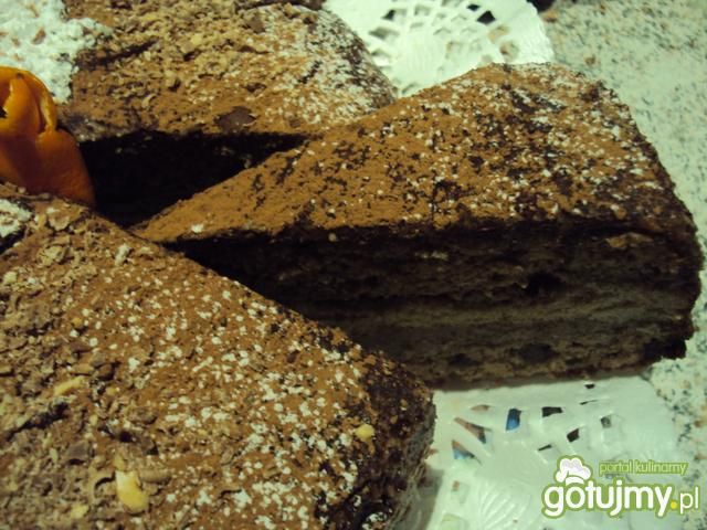 torcik orzechowo-rumowy