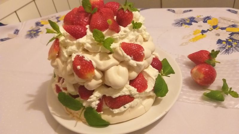 Torcik Pavlova dla wnucząt