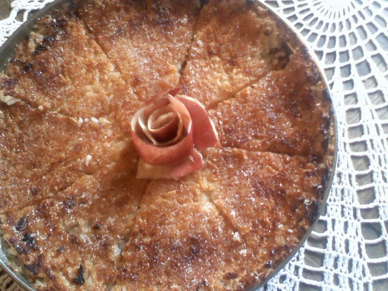 Torcik ryżowy z suszonymi jabłkami i nutą alkoholu Torcik ryżowy z suszonymi jabłkami i nutą alkoholu