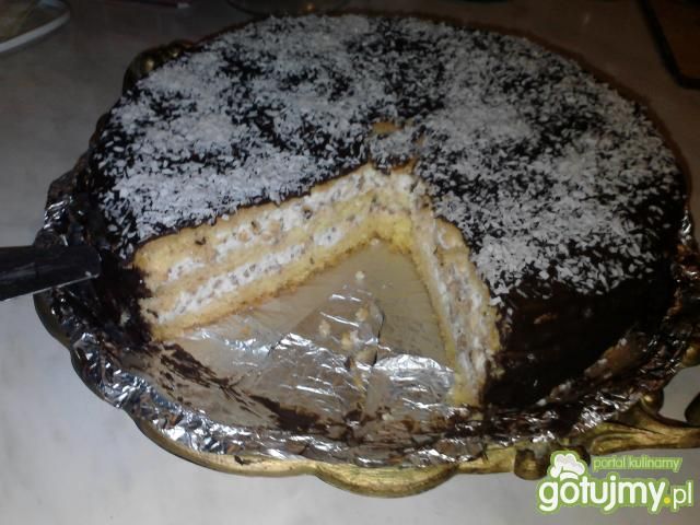 Torcik śmietanowo czekoladowy. Torcik śmietanowo czekoladowy.