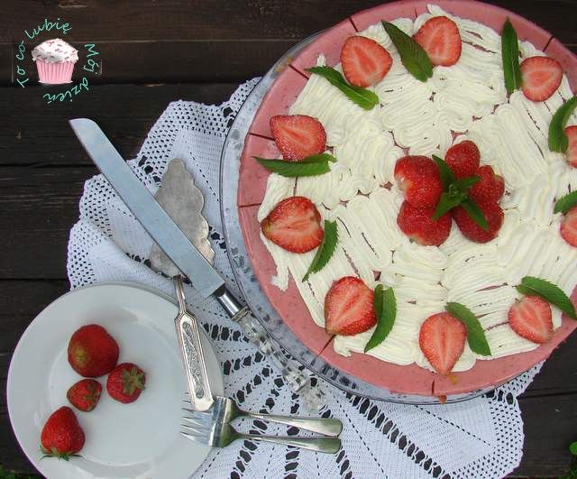 Torcik truskawkowy Torcik truskawkowy