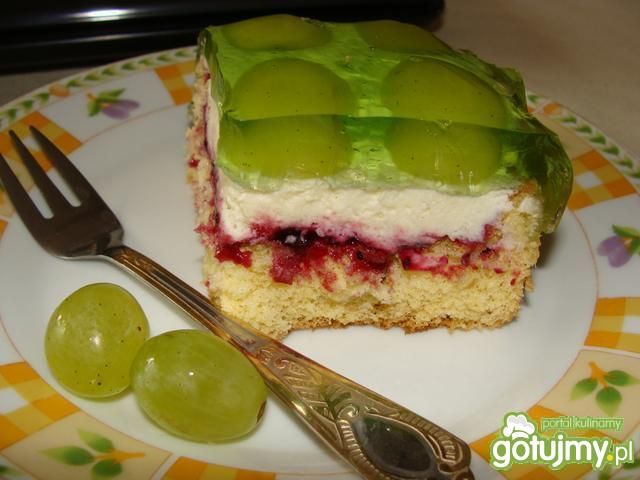 Torcik winogronowo śmietanowy