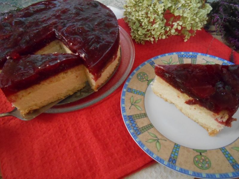 Torcik z kaszą i węgierkami