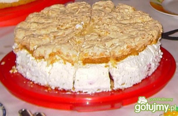 Torcik z malinkami na kruchym spodzie 