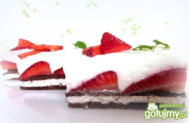  Torciki  z masą serową i  truskawkami