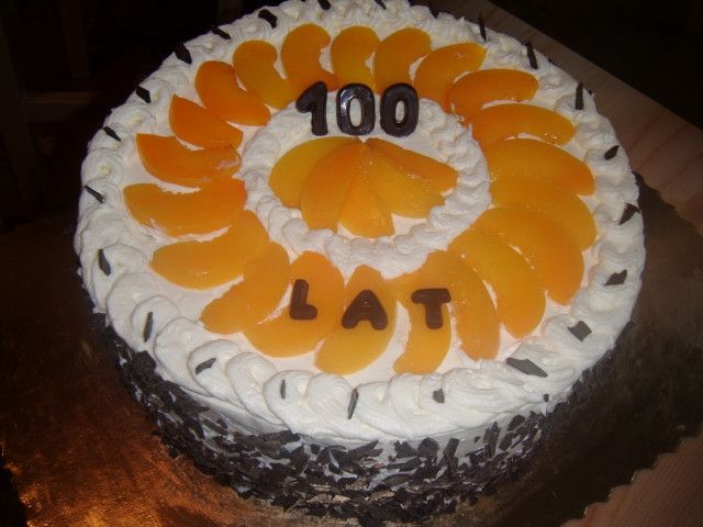 Tort brzoskwiniowy Tort brzoskwiniowy