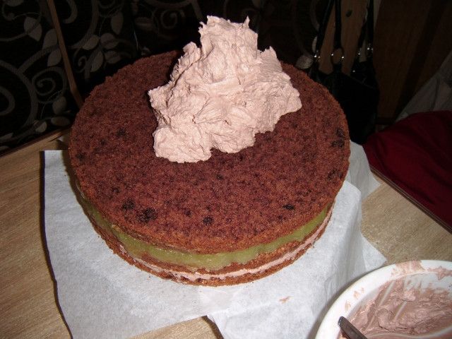 Tort czekoladowo - gruszkowy