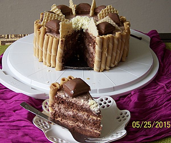 Tort czekoladowy Crispello Tort czekoladowy Crispello