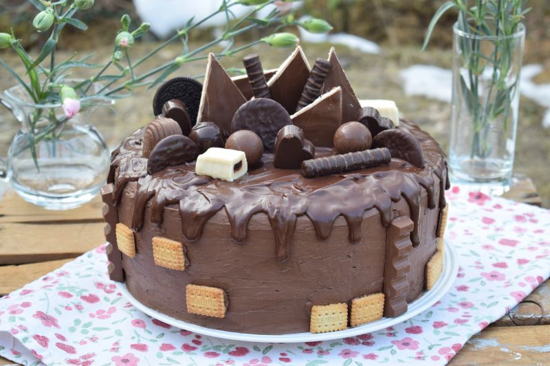 Tort czekoladowy „szczęście”  Tort czekoladowy „szczęście”