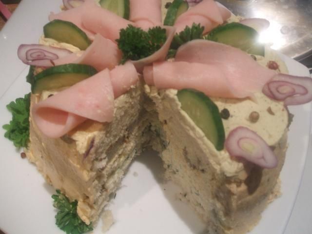 Tort kanapkowy Tort kanapkowy