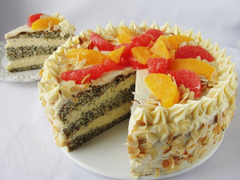 Tort makowo budyniowy z cytrusami Tort makowo budyniowy z cytrusami