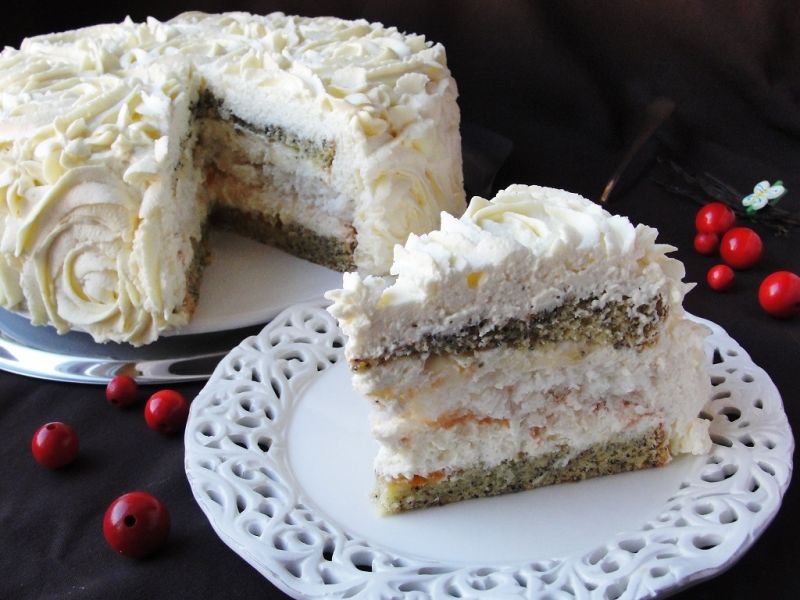 Tort makowo kokosowy Tort makowo kokosowy