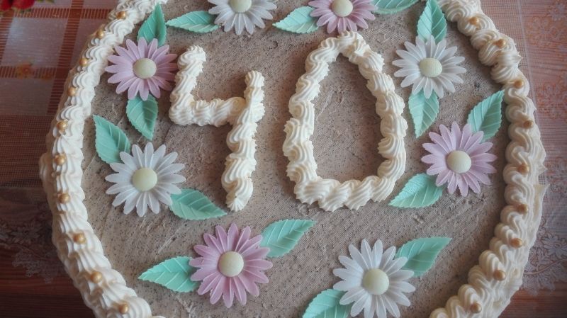 Tort makowy z masą kawową