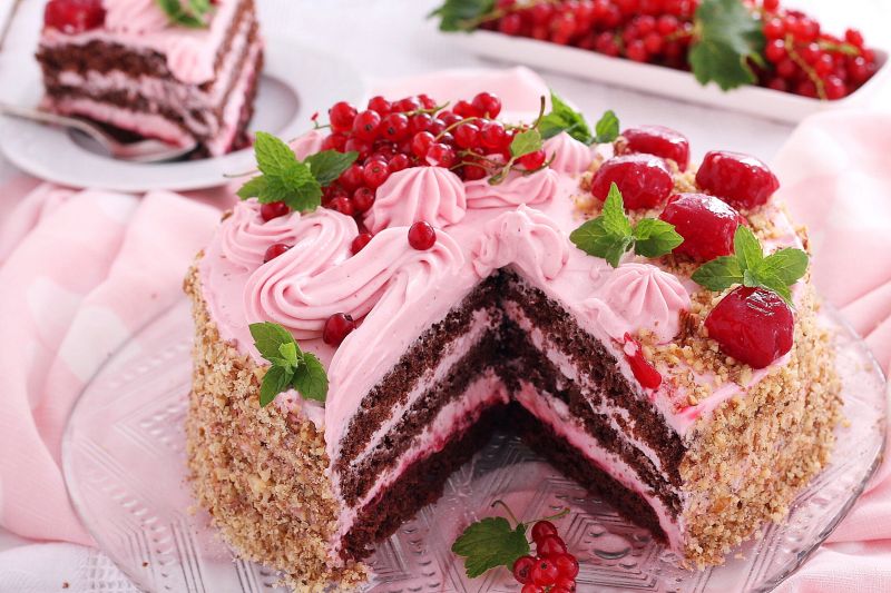 Tort mocno porzeczkowy