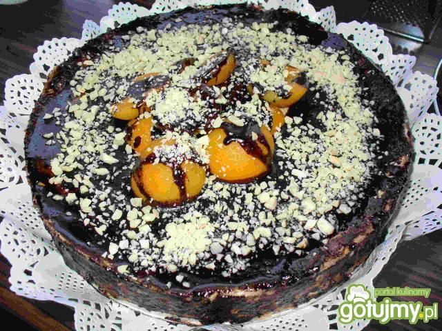 Tort morelowy na waflach  Tort morelowy na waflach