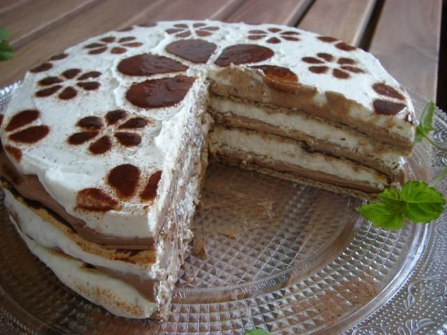 Tort Nesquik Tort Nesquik