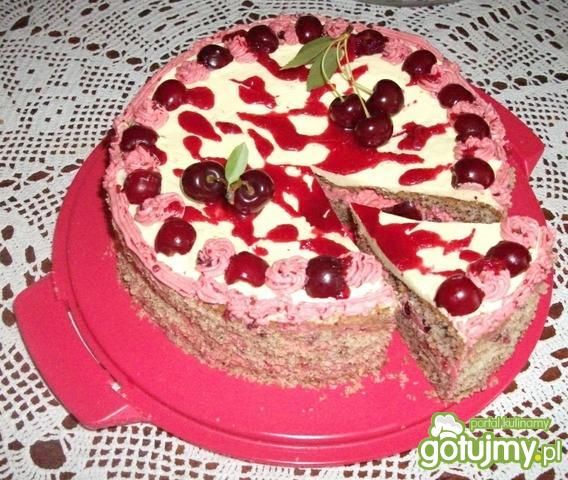 Tort orzechowo-wisniowy Tort orzechowo-wisniowy