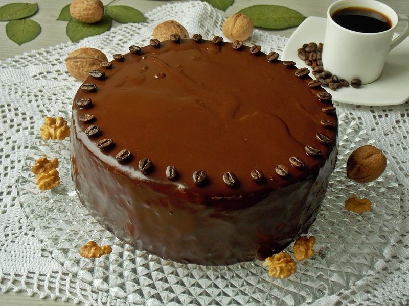 Tort orzechowy z kawą Tort orzechowy z kawą