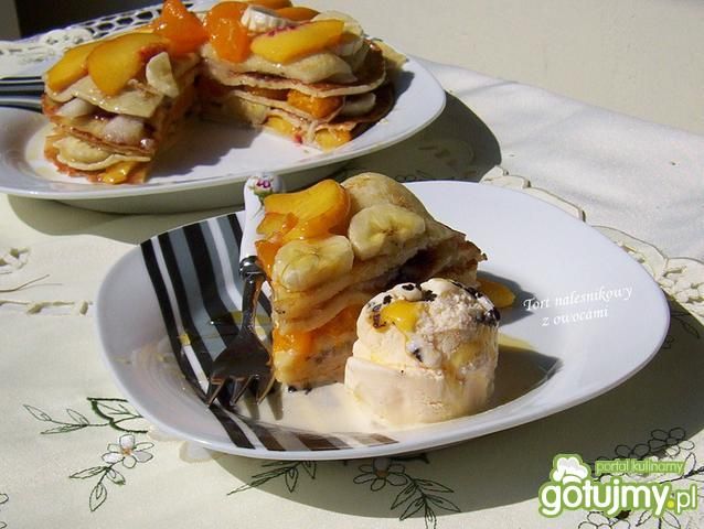 Tort owocowy z naleśników