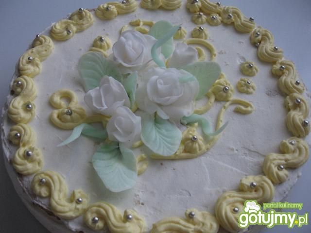 Tort pomarańczowo-migdałowy