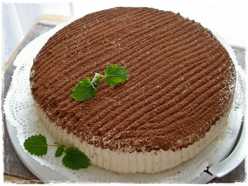 Tort rumowo – kawowy Tort rumowo – kawowy