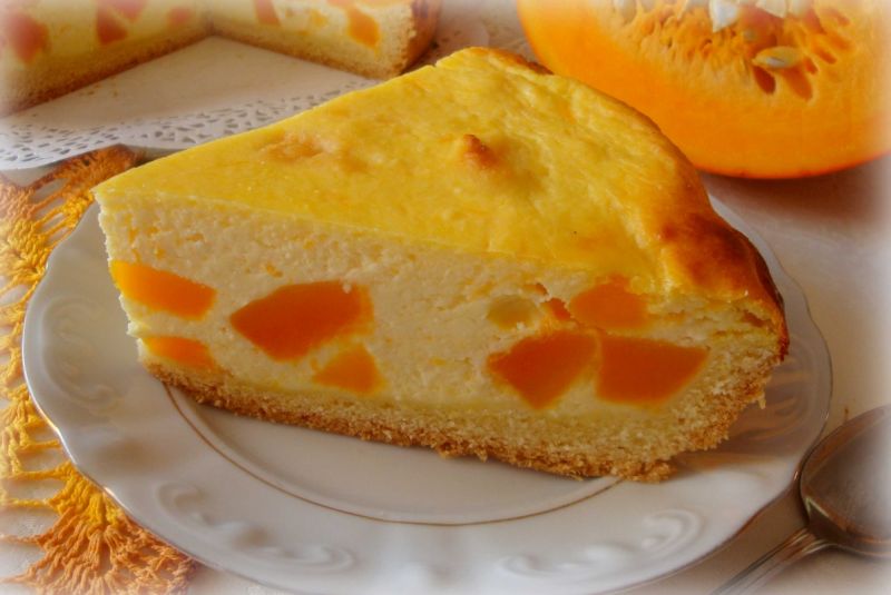 Tort sernikowy z dynią Tort sernikowy z dynią
