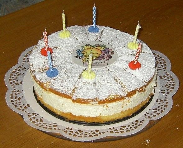 Tort serowo-śmietankowy Tort serowo-śmietankowy