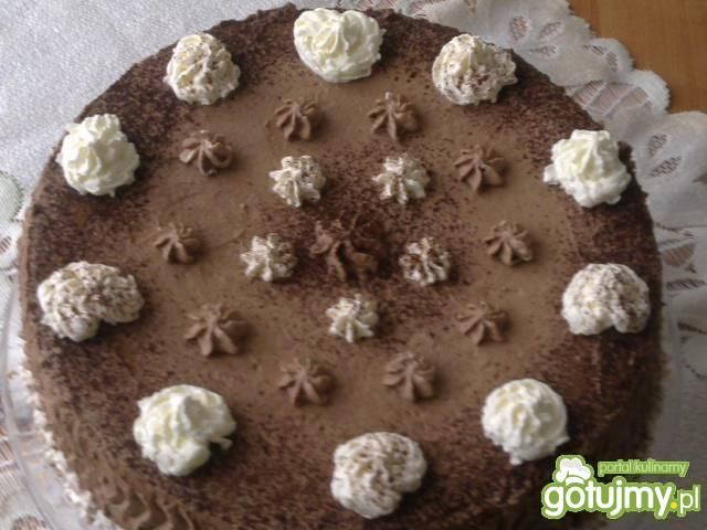 Tort śmietankowo-czekoladowy 