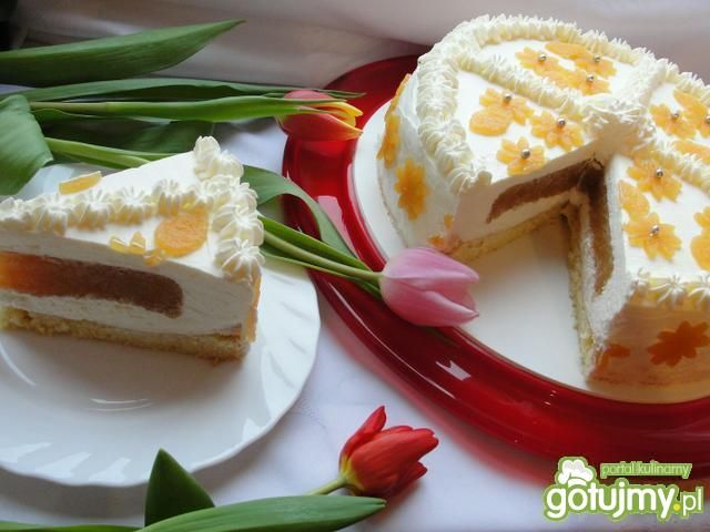 Tort śmietankowo jabłkowy Tort śmietankowo jabłkowy