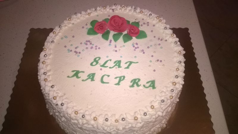 Tort śmietankowy mascarpone z owocami Tort śmietankowy mascarpone z owocami