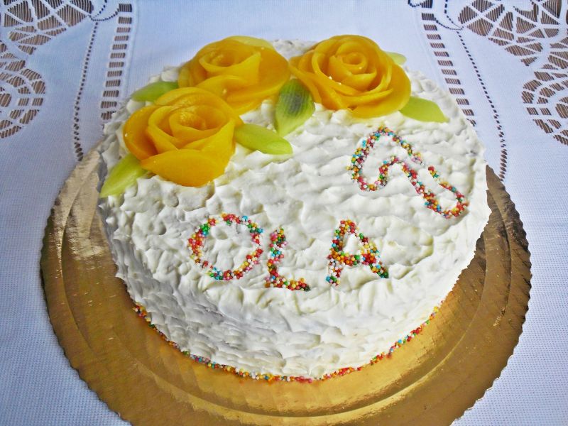 Tort śmietanowo- owocowy Tort śmietanowo- owocowy