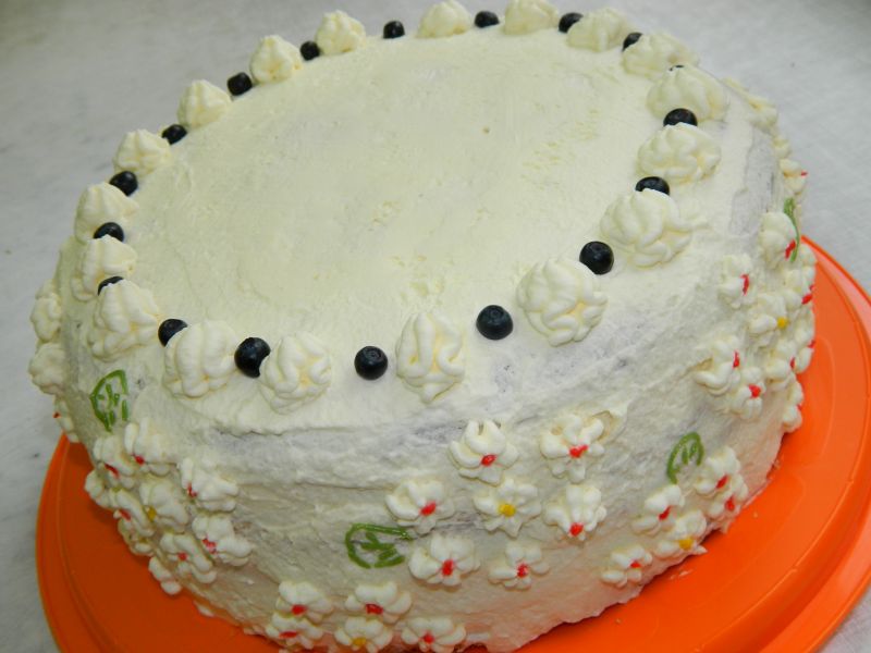 Tort śmietanowo-owocowy