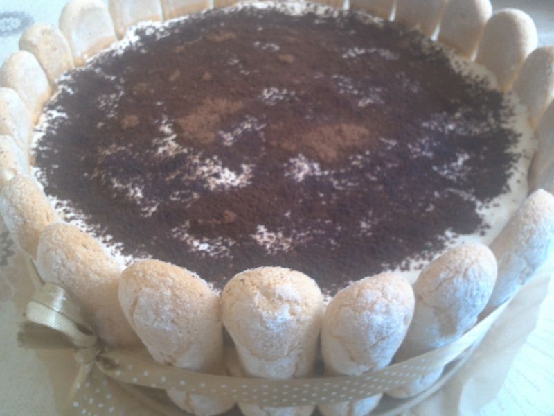 Tort tiramisu Tort tiramisu