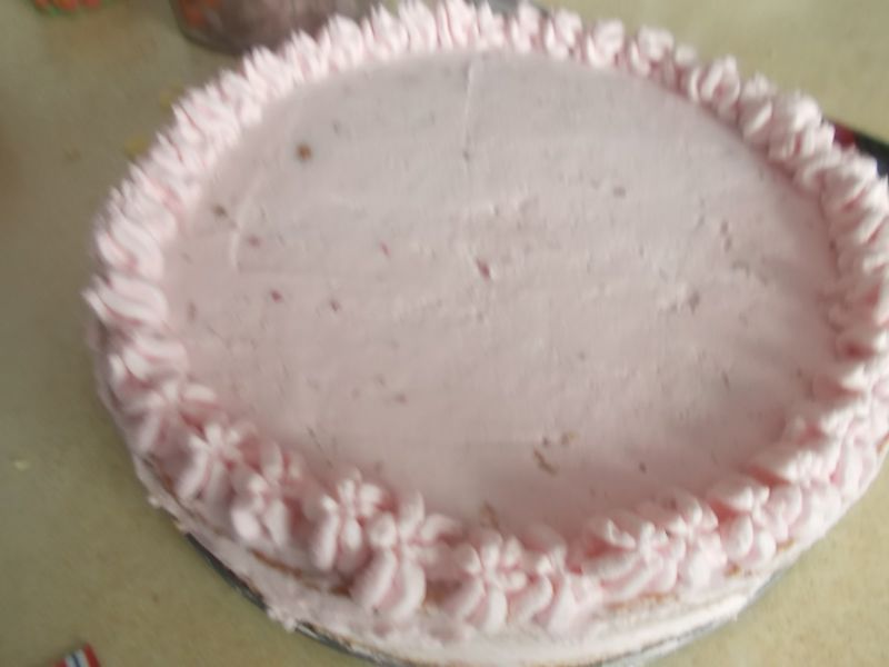 Tort truskawkowy na Dzień Matki