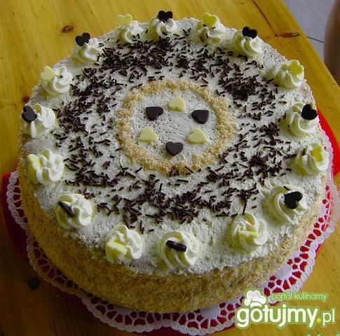 Tort  z malinkami Tort  z malinkami