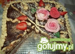 Tort z truskawkami 4