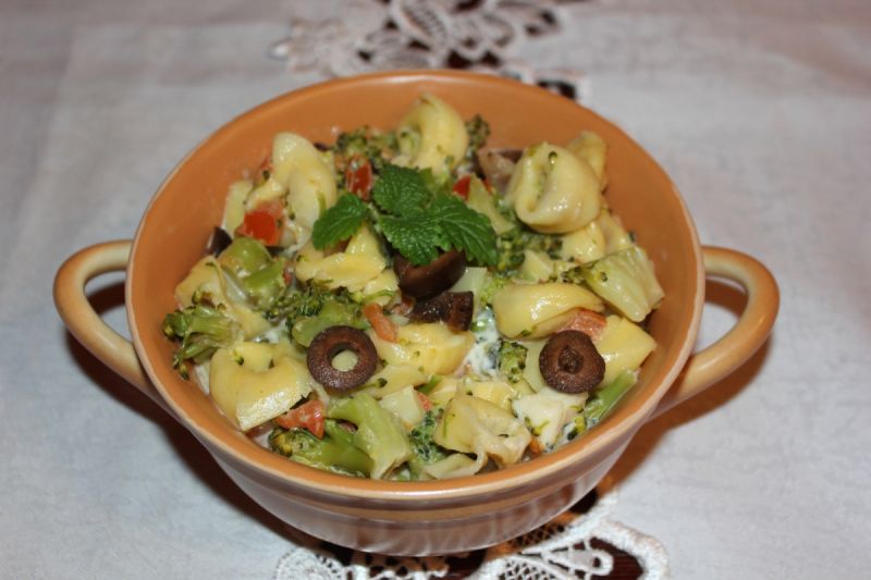 Tortellini w śmietanie Tortellini w śmietanie